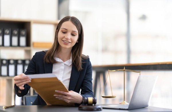 Conseils juridiques : naviguez en toute sécurité dans le droit