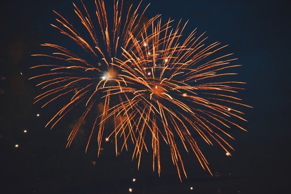 L'artificier Caen : Éveillez vos sens avec des spectacles pyrotechniques